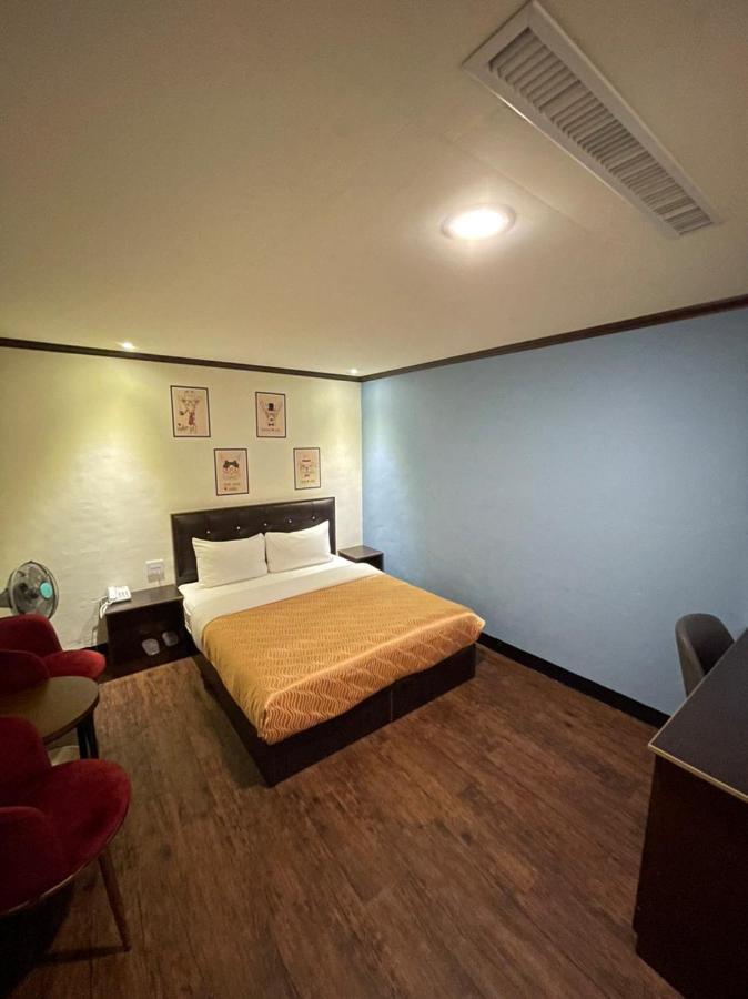 Holiday Business Hotel T'ai-tung Zewnętrze zdjęcie