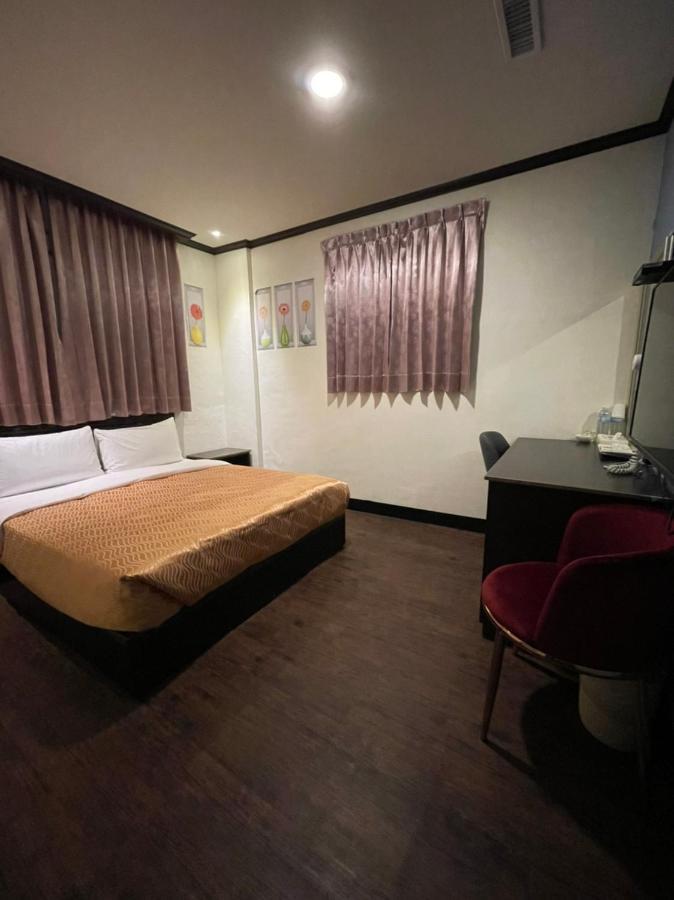 Holiday Business Hotel T'ai-tung Zewnętrze zdjęcie