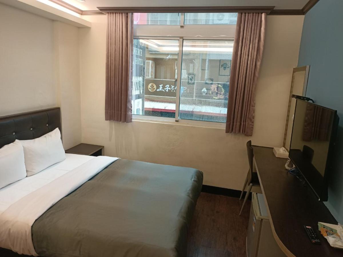 Holiday Business Hotel T'ai-tung Zewnętrze zdjęcie